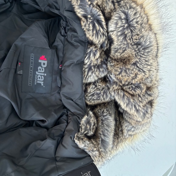 Pajar winter jacket size 6 - Picture 9 of 9